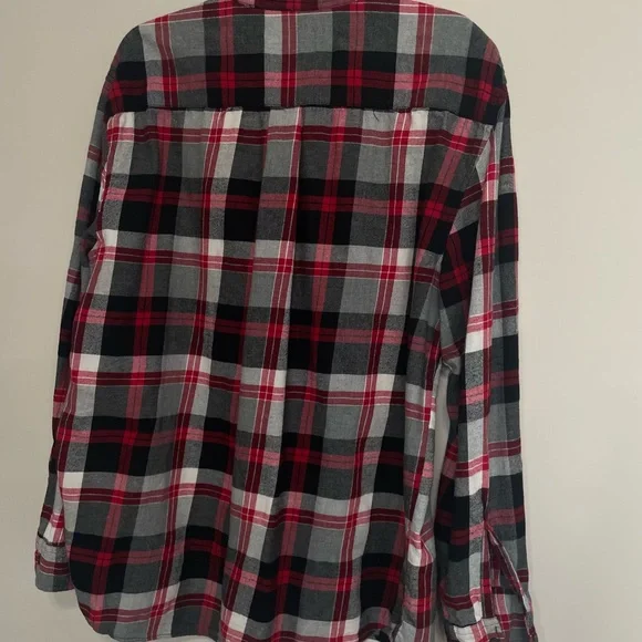 St. John's Bay Red, Black, and White Plaid Shirt
Size XL - Business Casual - Picture 8 of 9